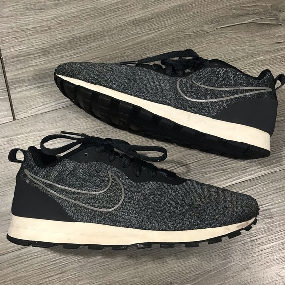 Nike Md Runner 2 Eng Mesh Anthracite Black Runners - Picture 1 of 7